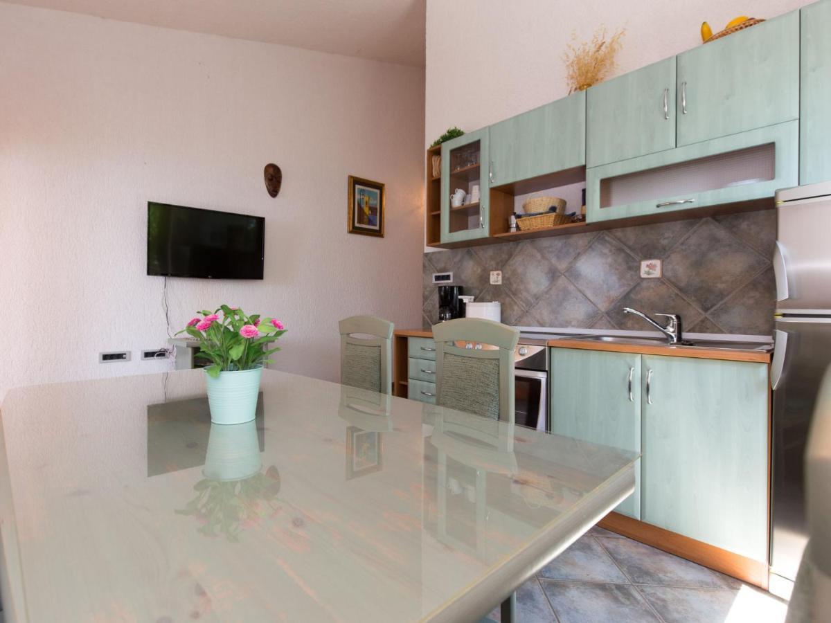 Apartment Starigrad-4 By Interhome Стариград Экстерьер фото